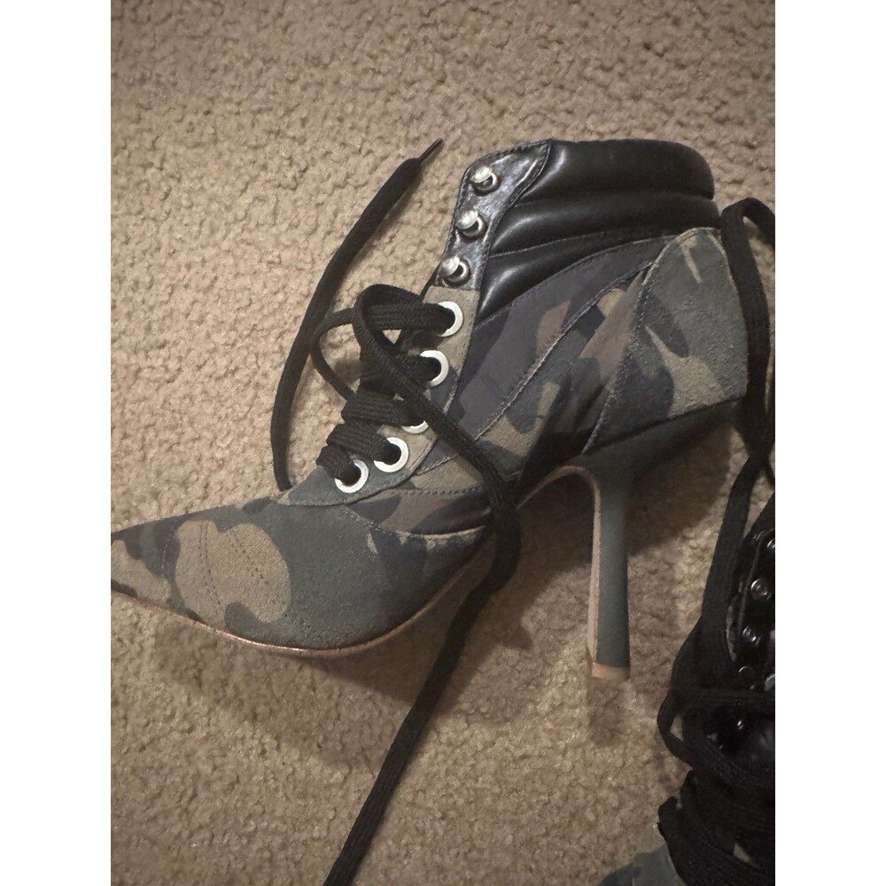 Gianni Bini  Camo Heeled Ankle Boots  Size 10M - Picture 4 of 15